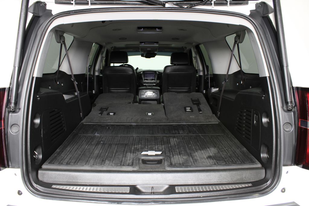 Used 2016 Chevrolet Suburban for sale in 