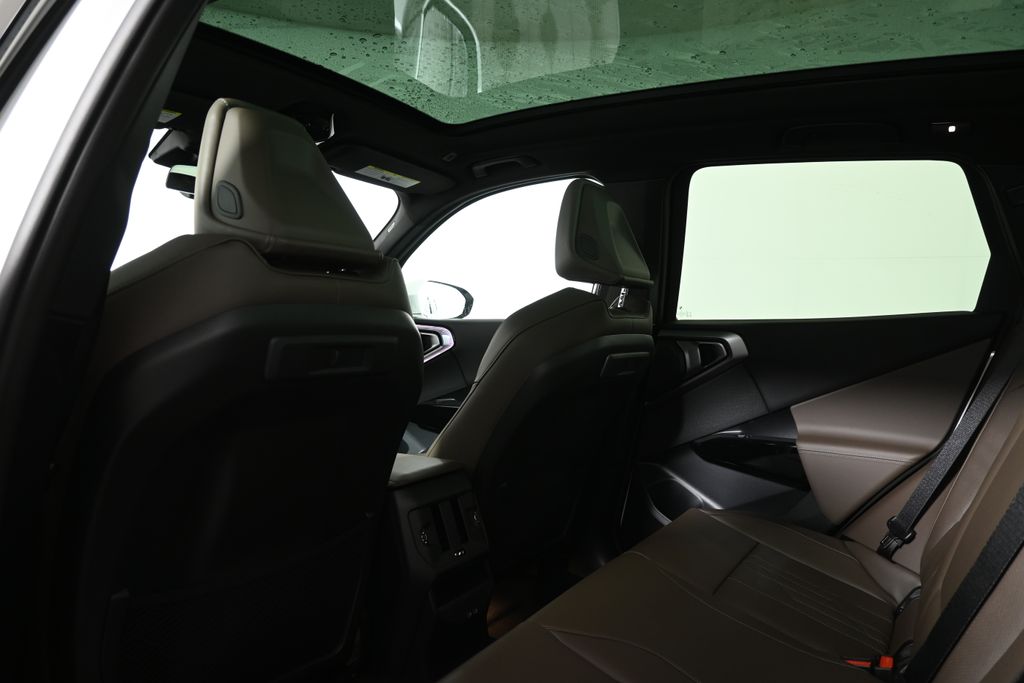 Thumbnail: 2026 BMW X3 - 32