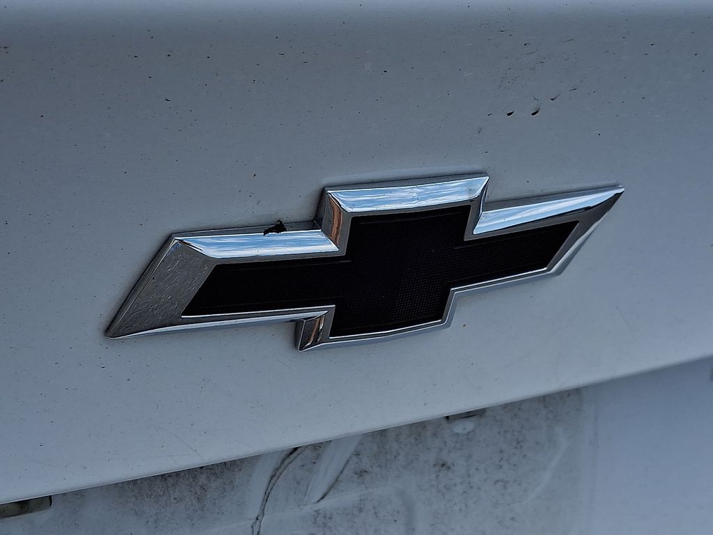 2021 Chevrolet Malibu RS White at Klick Lewis Buick Chevrolet