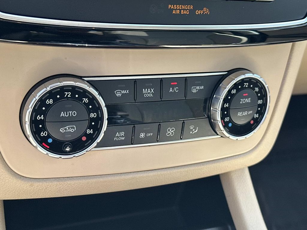 Thumbnail: 2019 Mercedes-Benz GLS - 23