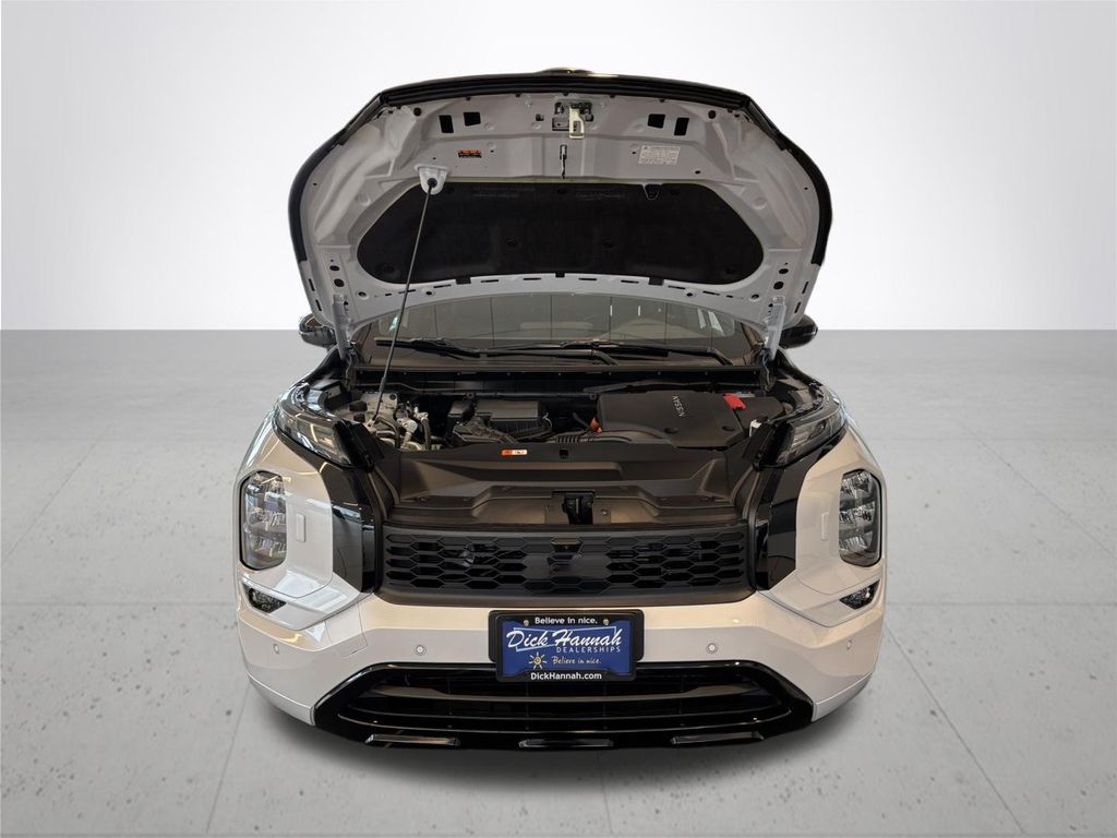 2026 Nissan Rogue Plug-In Hybrid Platinum