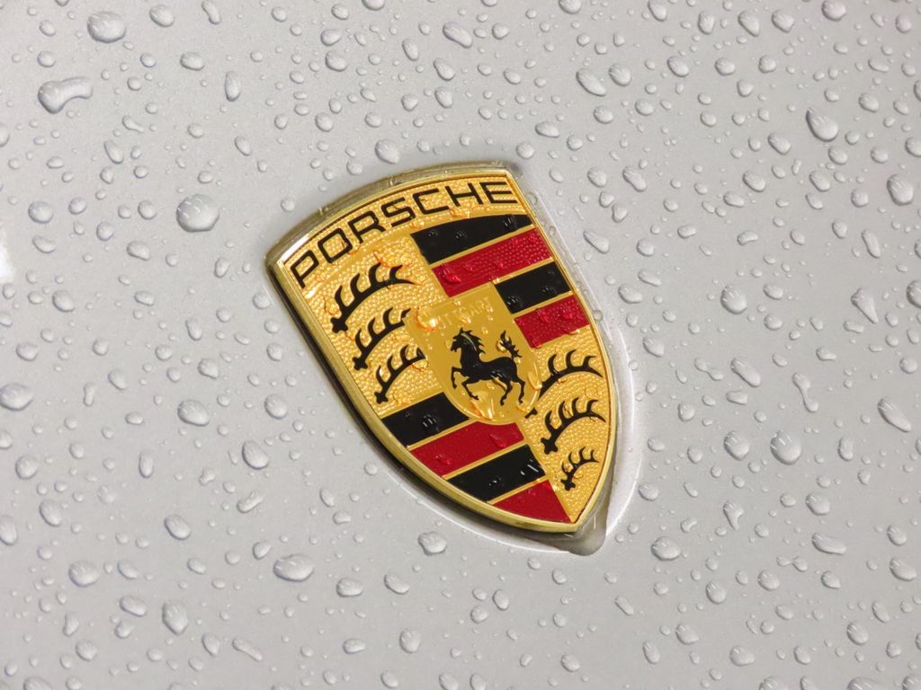 Thumbnail: 2022 Porsche 911 - 14