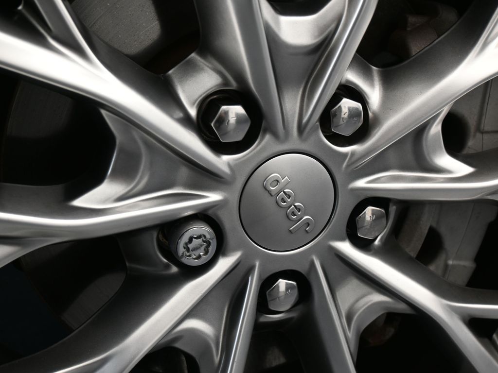 Used 2022 Bright White Clearcoat Jeep Summit image 37