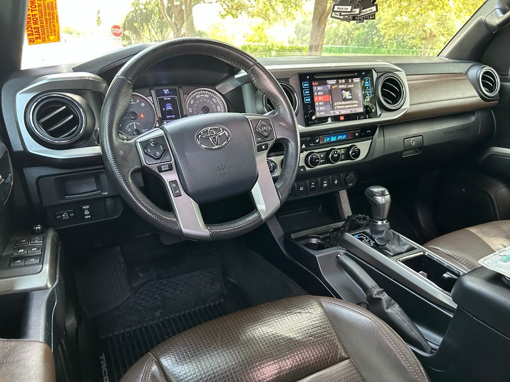 2016 Toyota Tacoma Limited 12