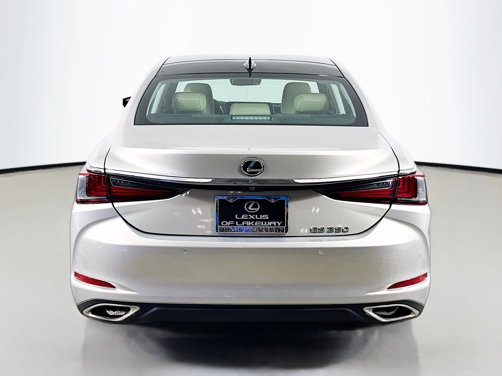 Thumbnail: 2019 Lexus ES - 6
