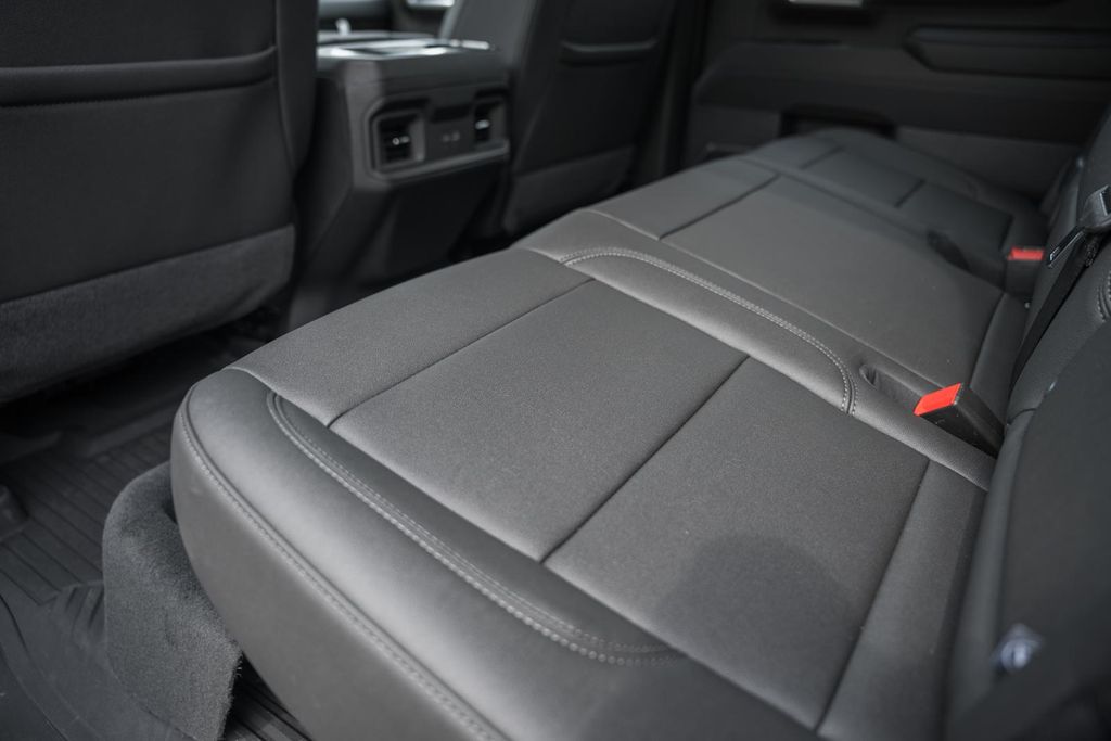 ChevroletSilverado 2500HD42