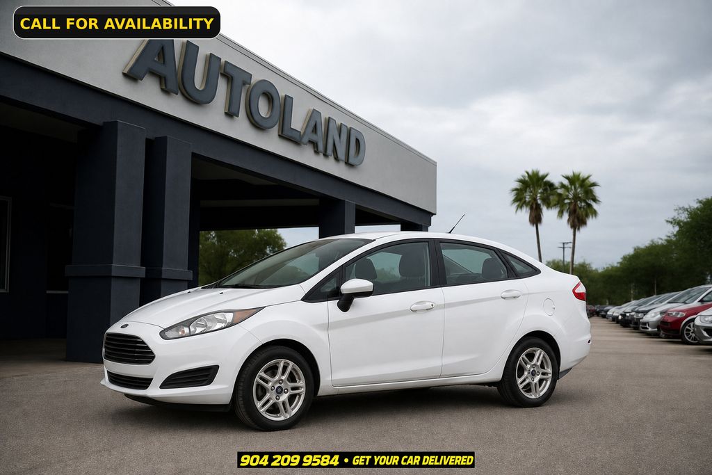 Oxford White 2017 Ford Fiesta Sedan Front-Wheel Drive 6-Speed Automatic
