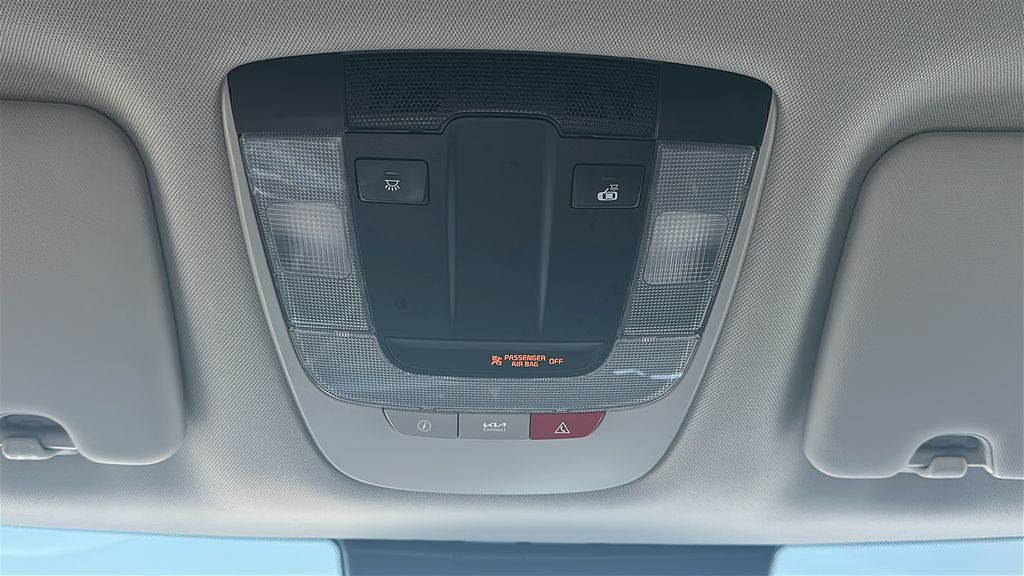 2023 Kia Sportage EX White at Community Kia