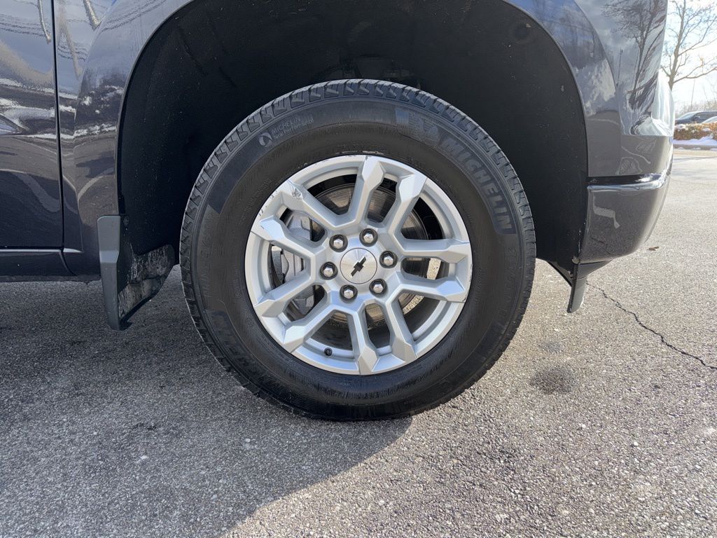 Thumbnail: 2023 Chevrolet Silverado 1500 - 12