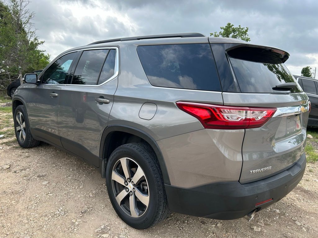 2019 Chevrolet Traverse LT 2