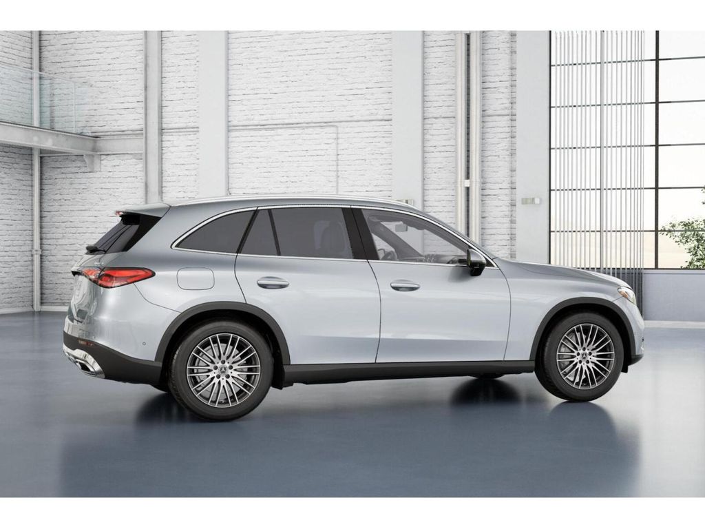 Thumbnail: 2027 Mercedes-Benz GLC - 18