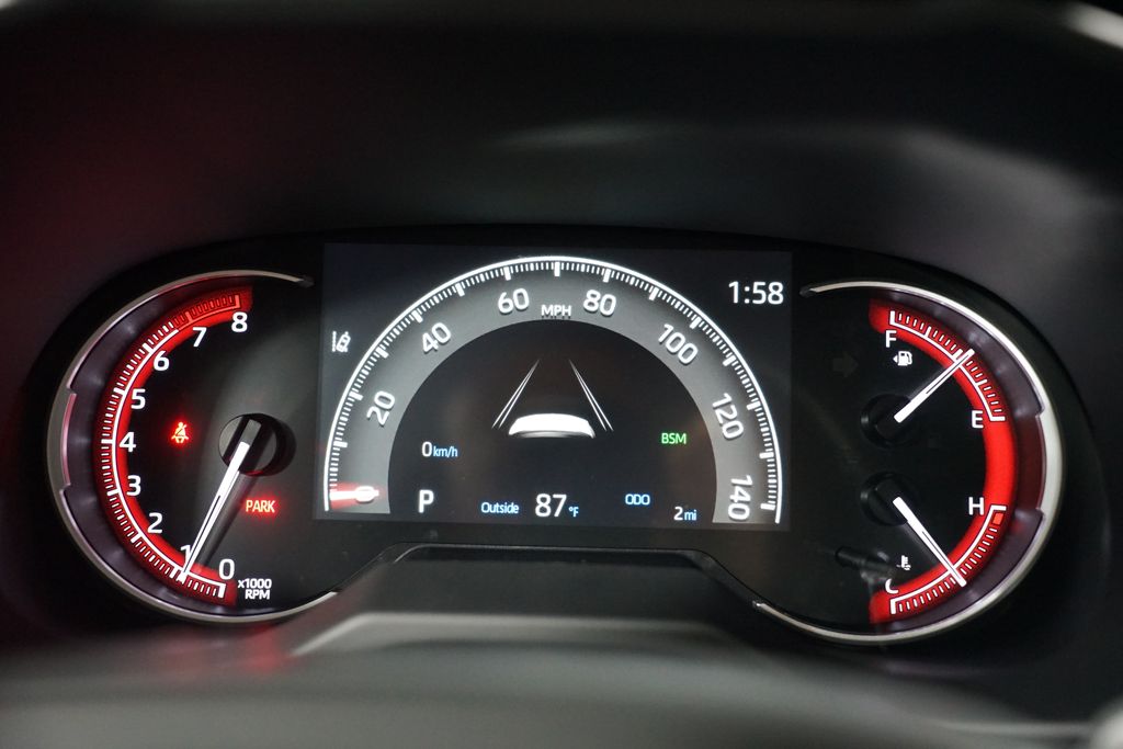 2025 Toyota RAV4 XLE 15