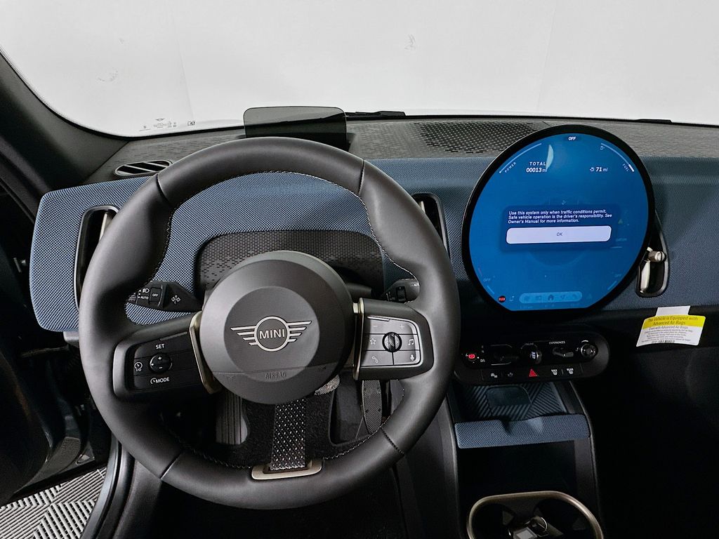 2025 MINI Cooper Countryman Signature 10