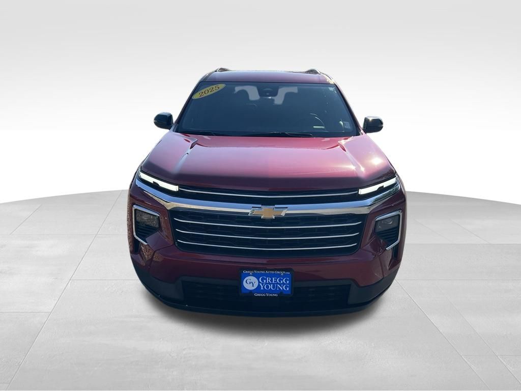Used 2025 Chevrolet Traverse SUV