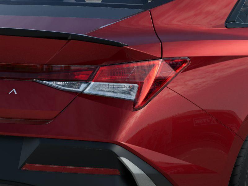 Thumbnail: 2025 Hyundai Elantra - 10
