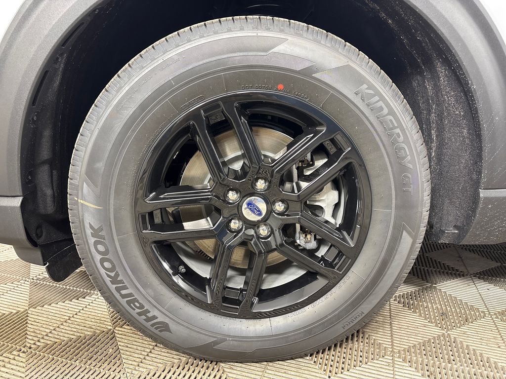 New 2026 White Ford Active image 11