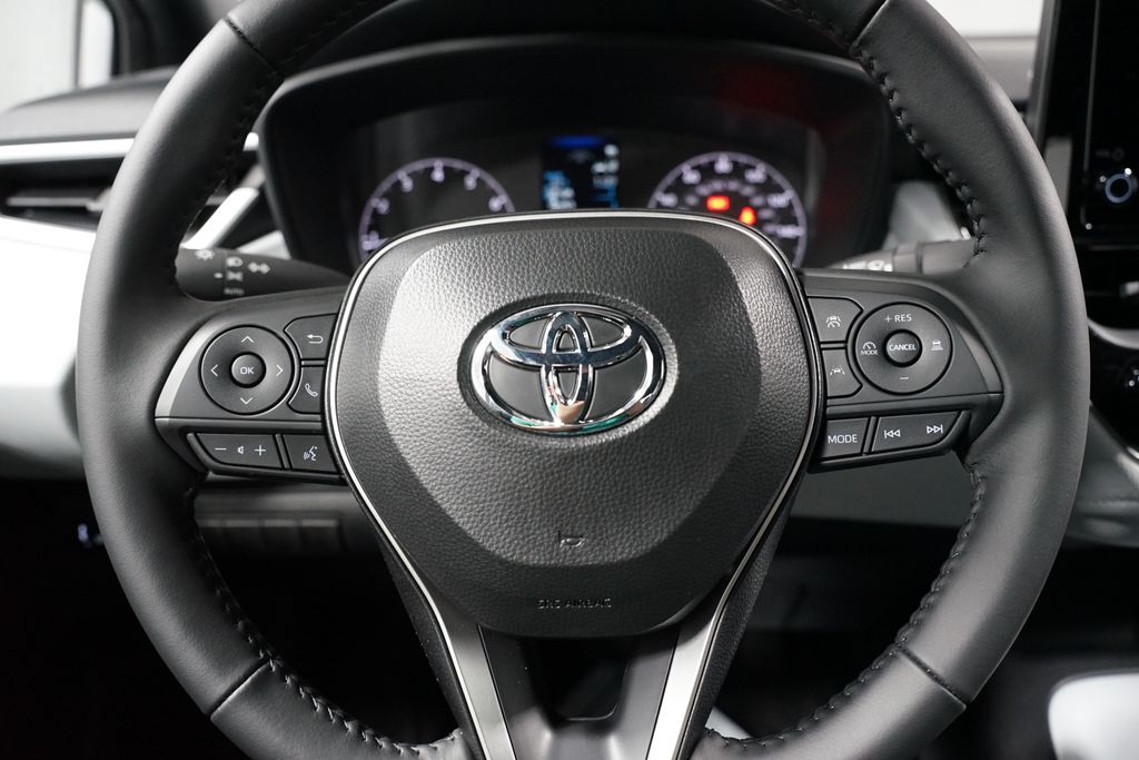 Thumbnail: 2025 Toyota Corolla - 12