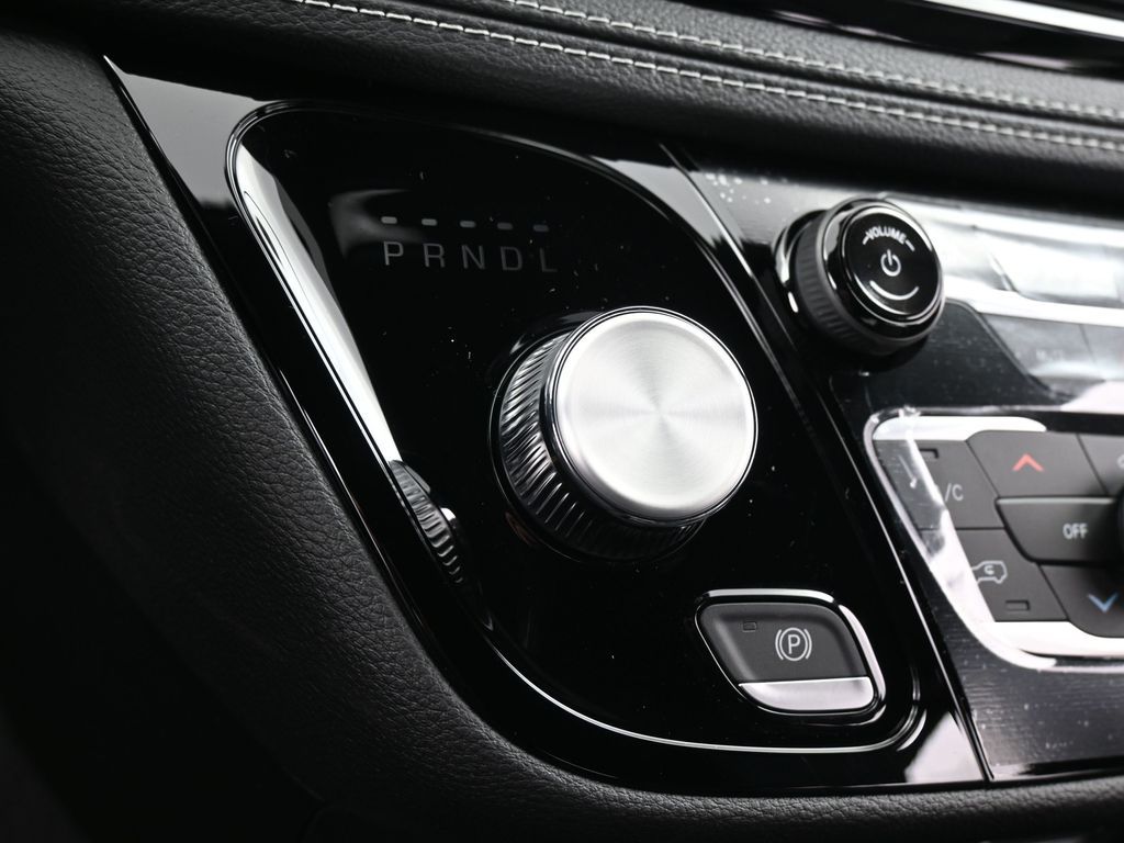 New 2026 Red Hot Pearlcoat Chrysler Select image 19