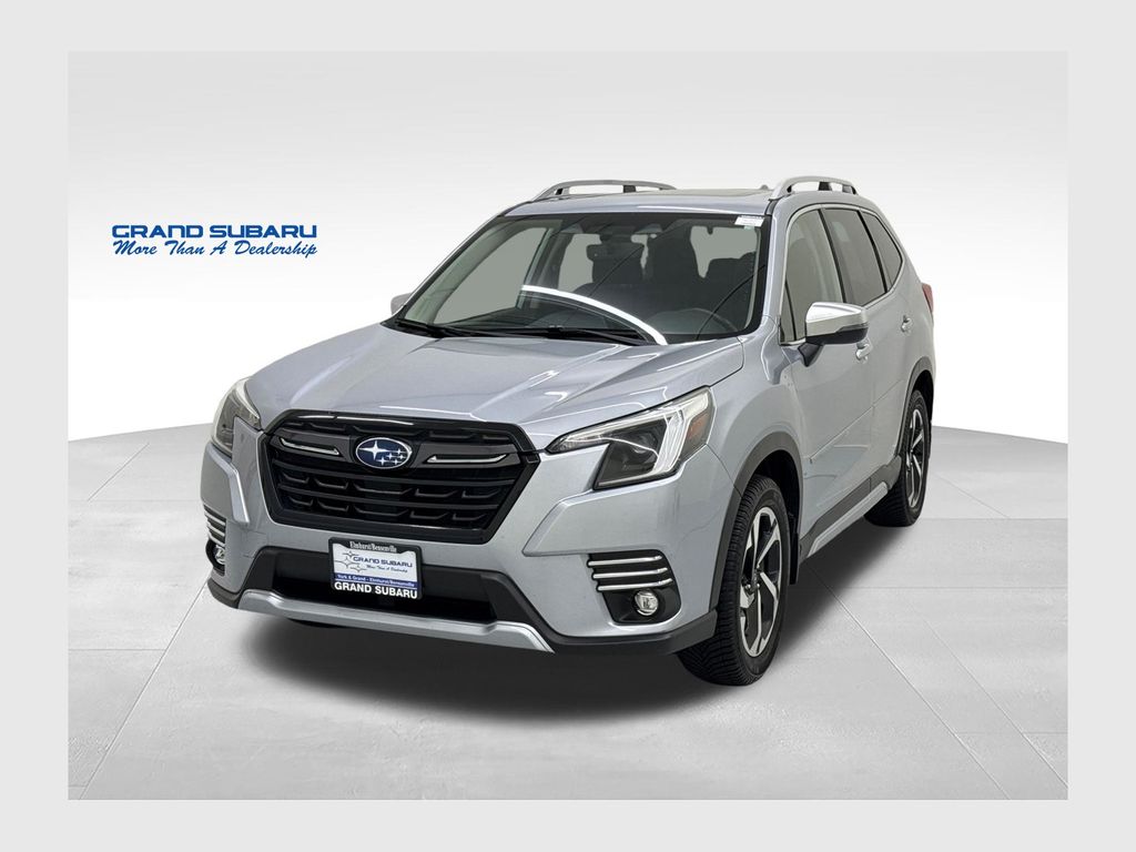 Ice Silver Metallic 2023 Subaru Forester SUV / Crossover All-Wheel Drive Continuously Variable Transmission