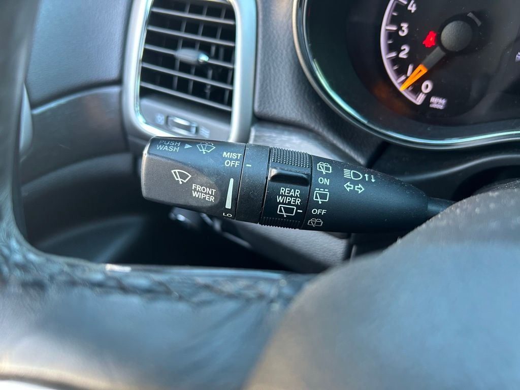 Thumbnail: 2018 Jeep Grand Cherokee - 21