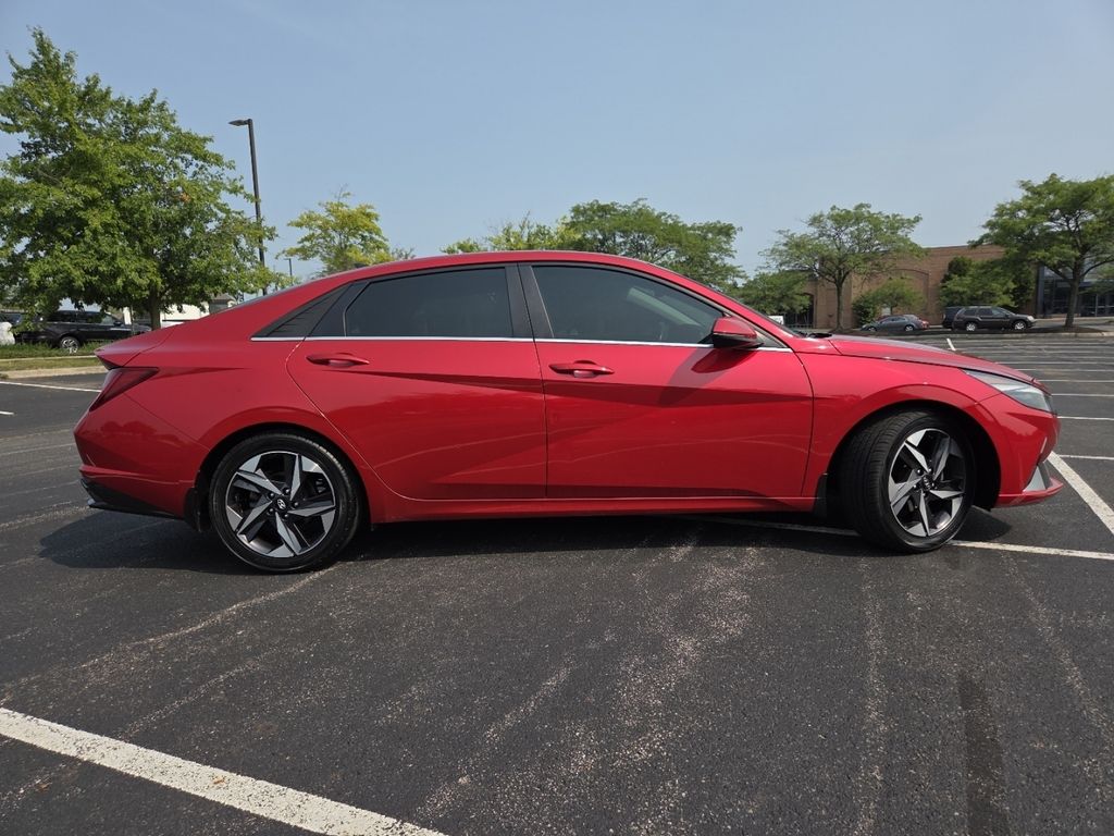 Used 2022 Red Hyundai Limited image 25