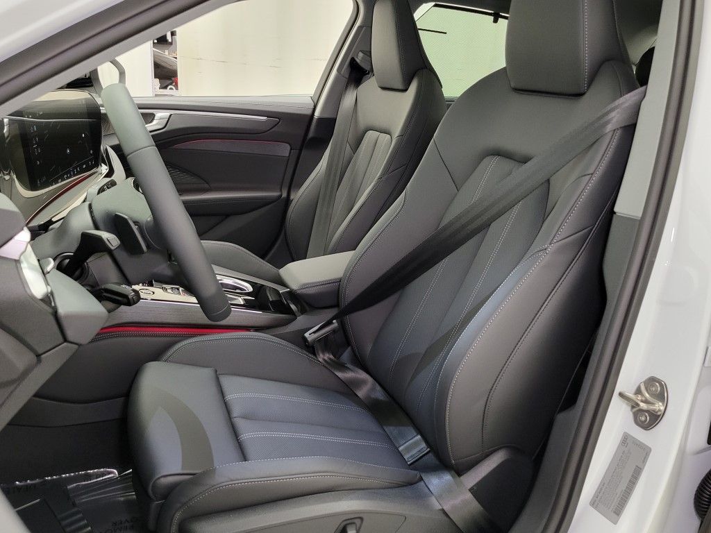 Thumbnail: 2026 Audi A6 - 24