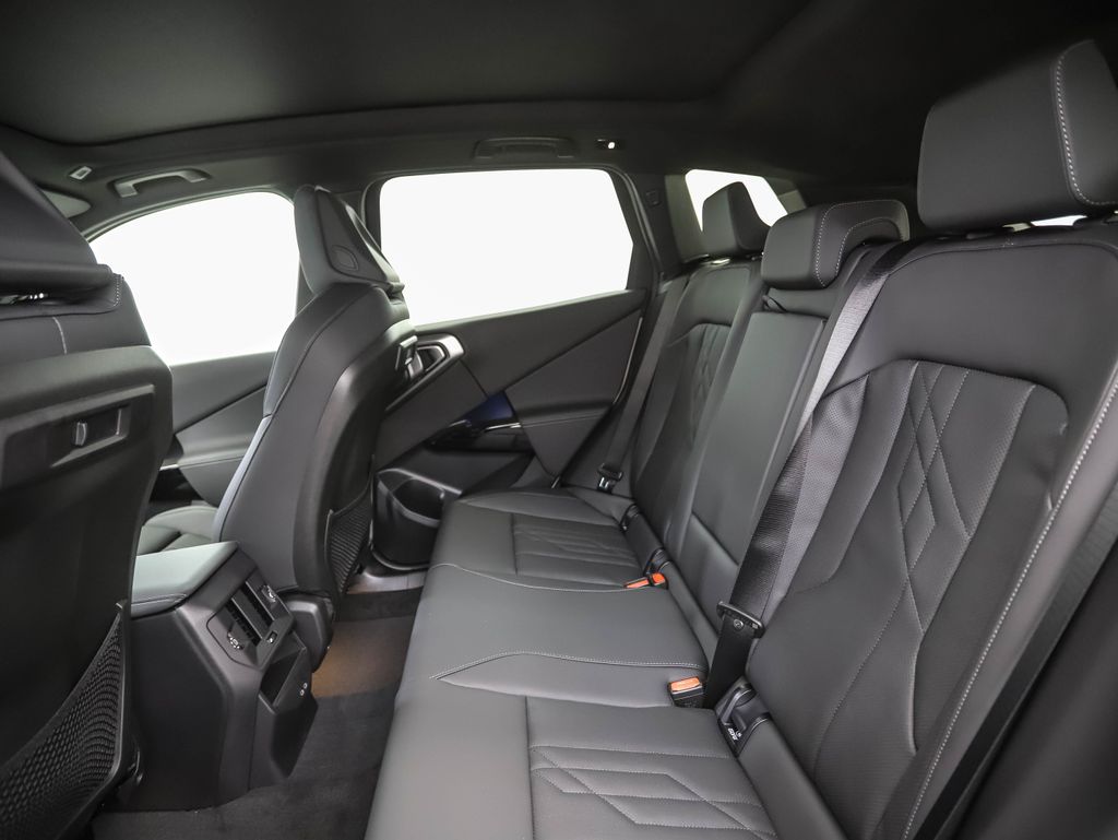 Thumbnail: 2026 BMW X3 - 22
