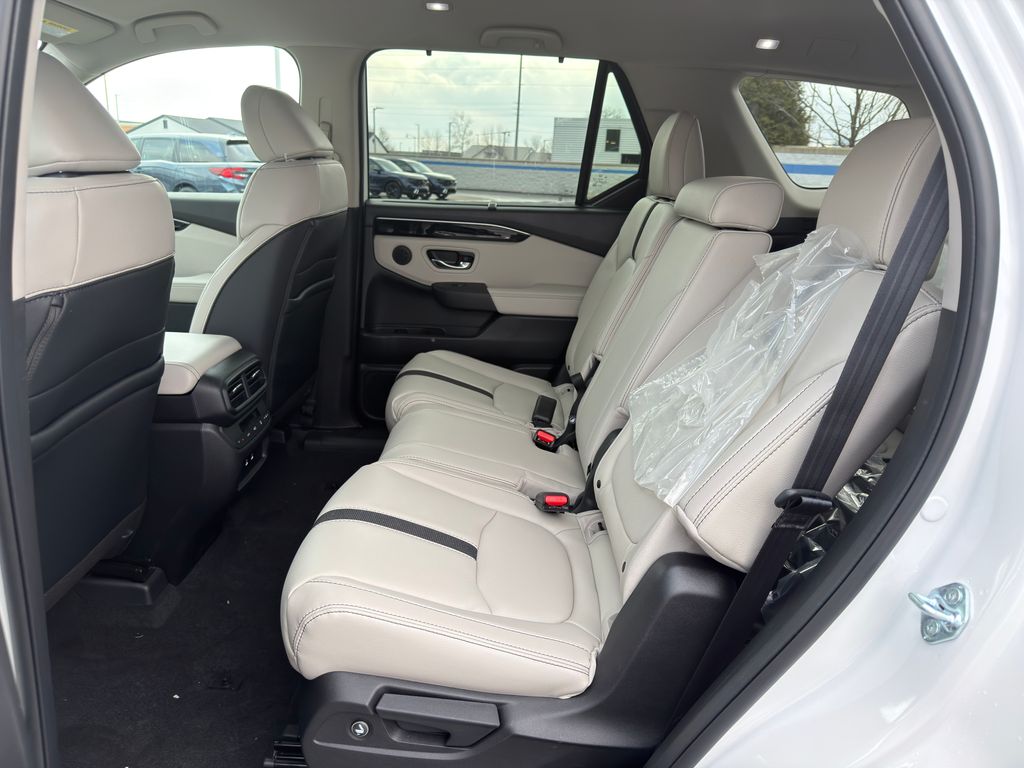 Thumbnail: 2026 Honda Pilot - 19