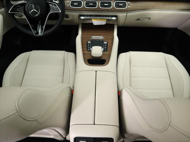 Thumbnail: 2026 Mercedes-Benz GLE - 18