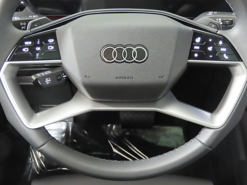 Thumbnail: 2025 Audi Q6 e-tron - 14
