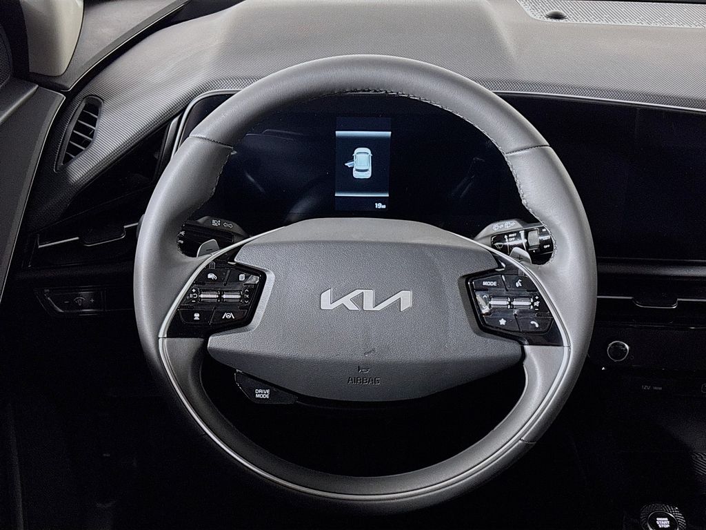 2025 Kia Niro EX