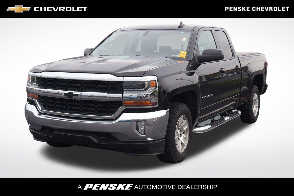 Thumbnail: 2018 Chevrolet Silverado 1500 - 1