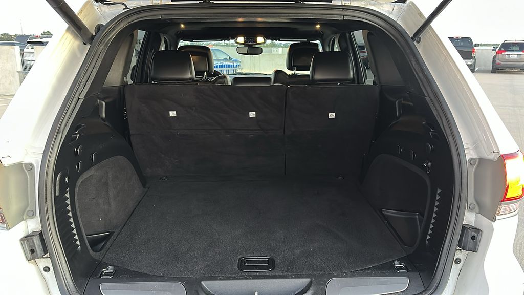 2018 Jeep Grand Cherokee Limited White at Shottenkirk Kia Fort Bend