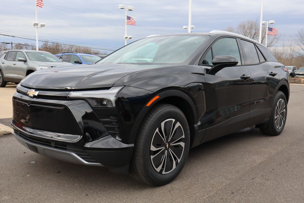 2025 Chevrolet Blazer EV LT photo