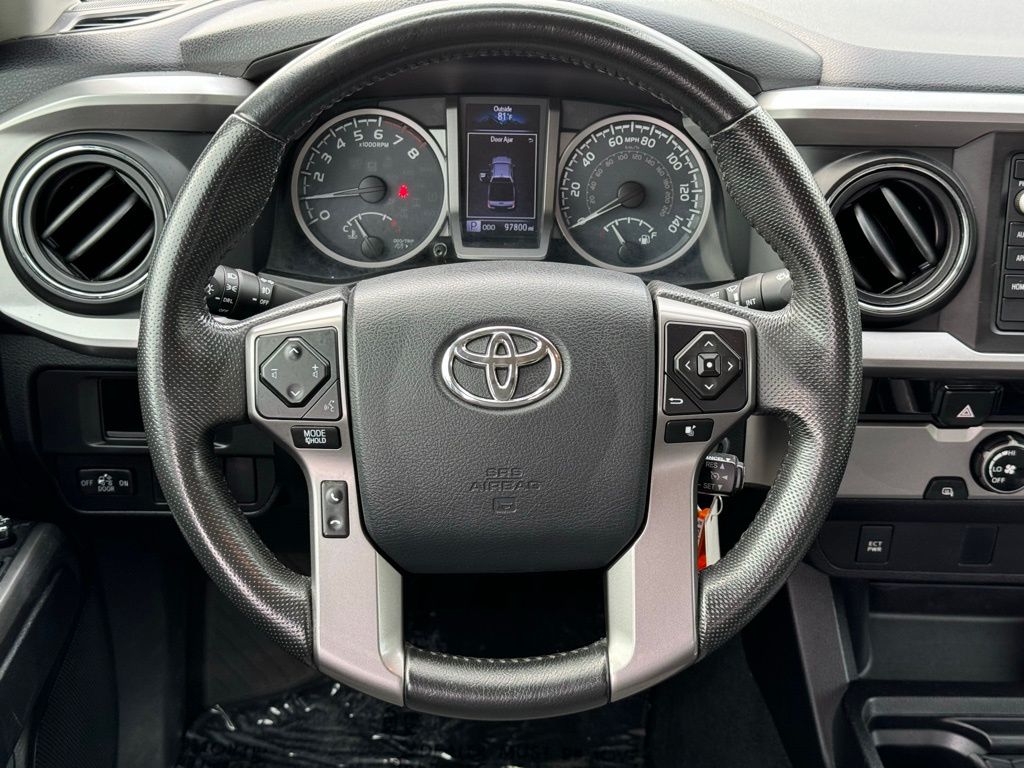 2016 Toyota Tacoma SR5 18