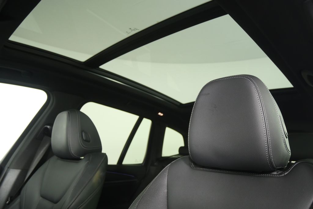 Thumbnail: 2024 BMW X3 - 12