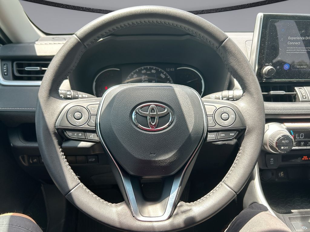 Thumbnail: 2025 Toyota RAV4 - 7