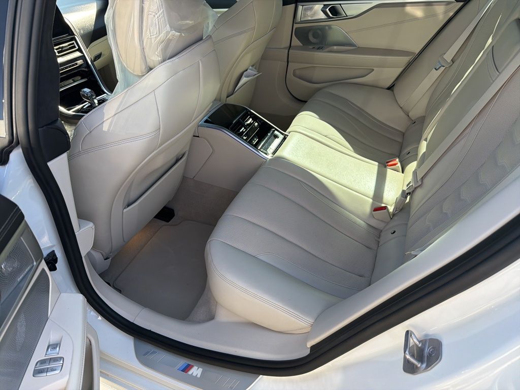 Thumbnail: 2024 BMW 8 Series - 7