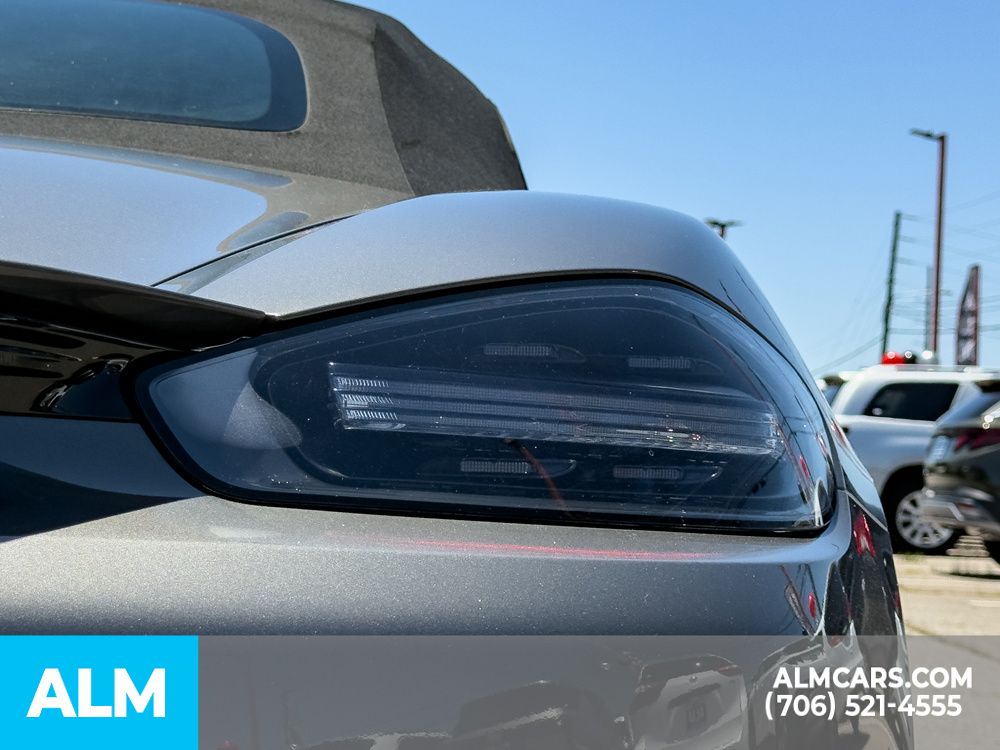 Used 2019 Grey Porsche Base image 10