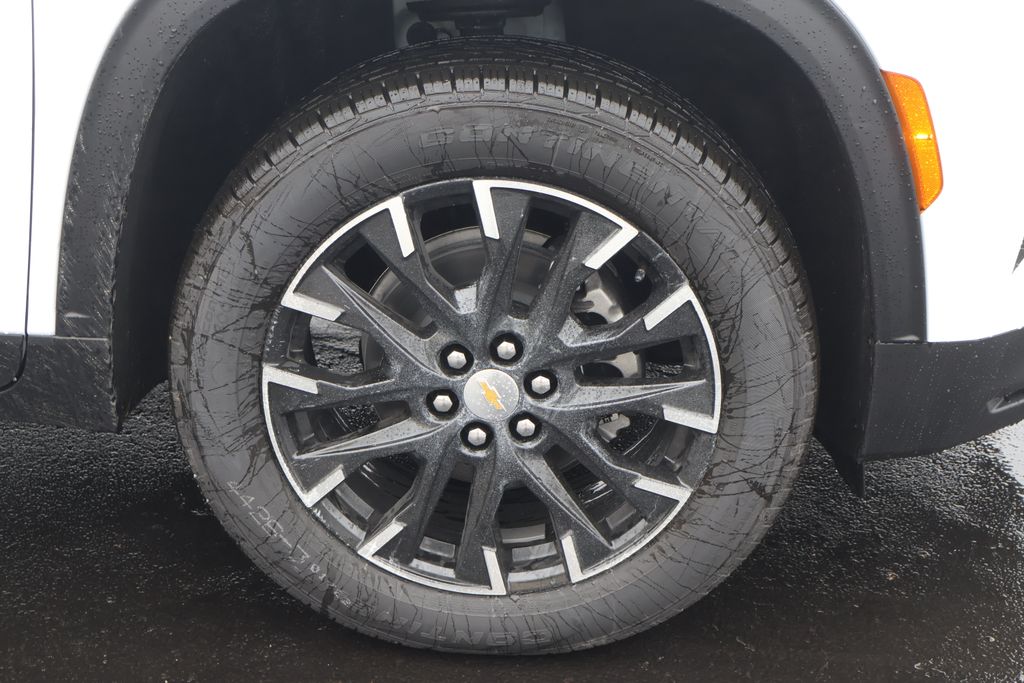 Thumbnail: 2026 Chevrolet Traverse - 11