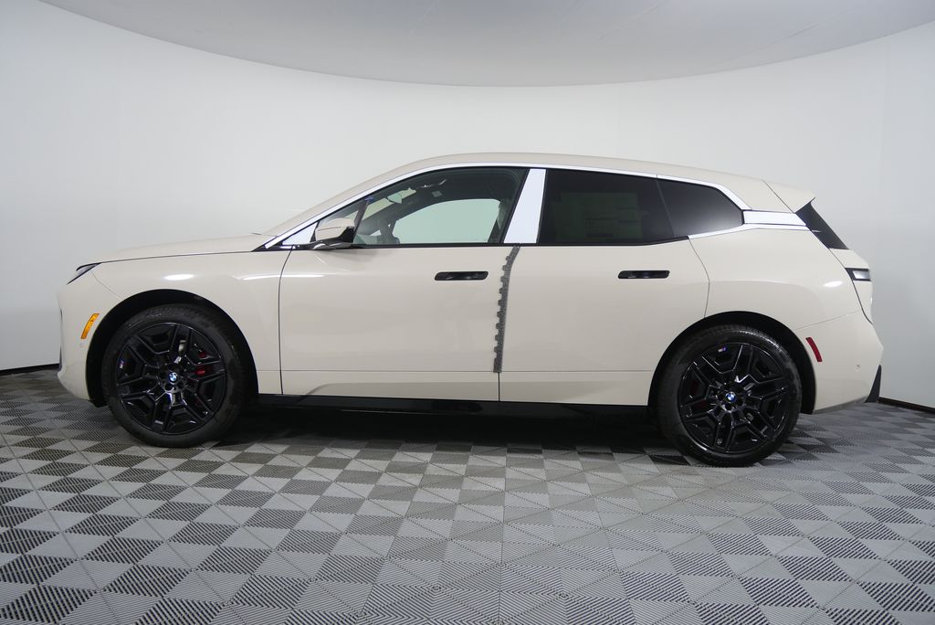 Thumbnail: 2026 BMW iX - 6