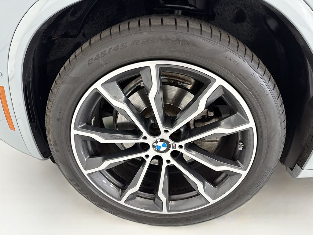 Thumbnail: 2024 BMW X4 - 29