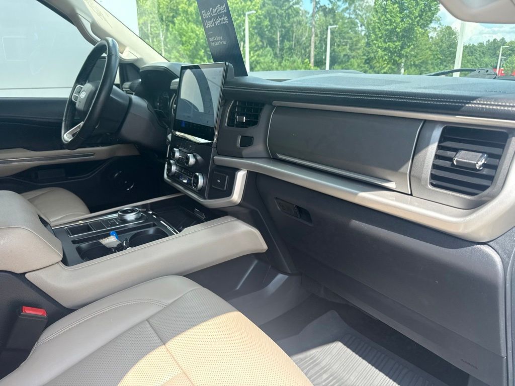 2022 Ford Expedition XLT