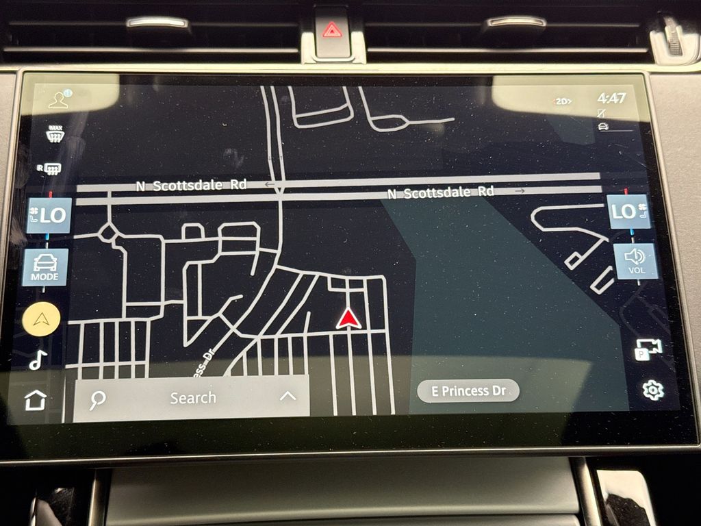 Thumbnail: 2025 Land Rover Range Rover Evoque - 14