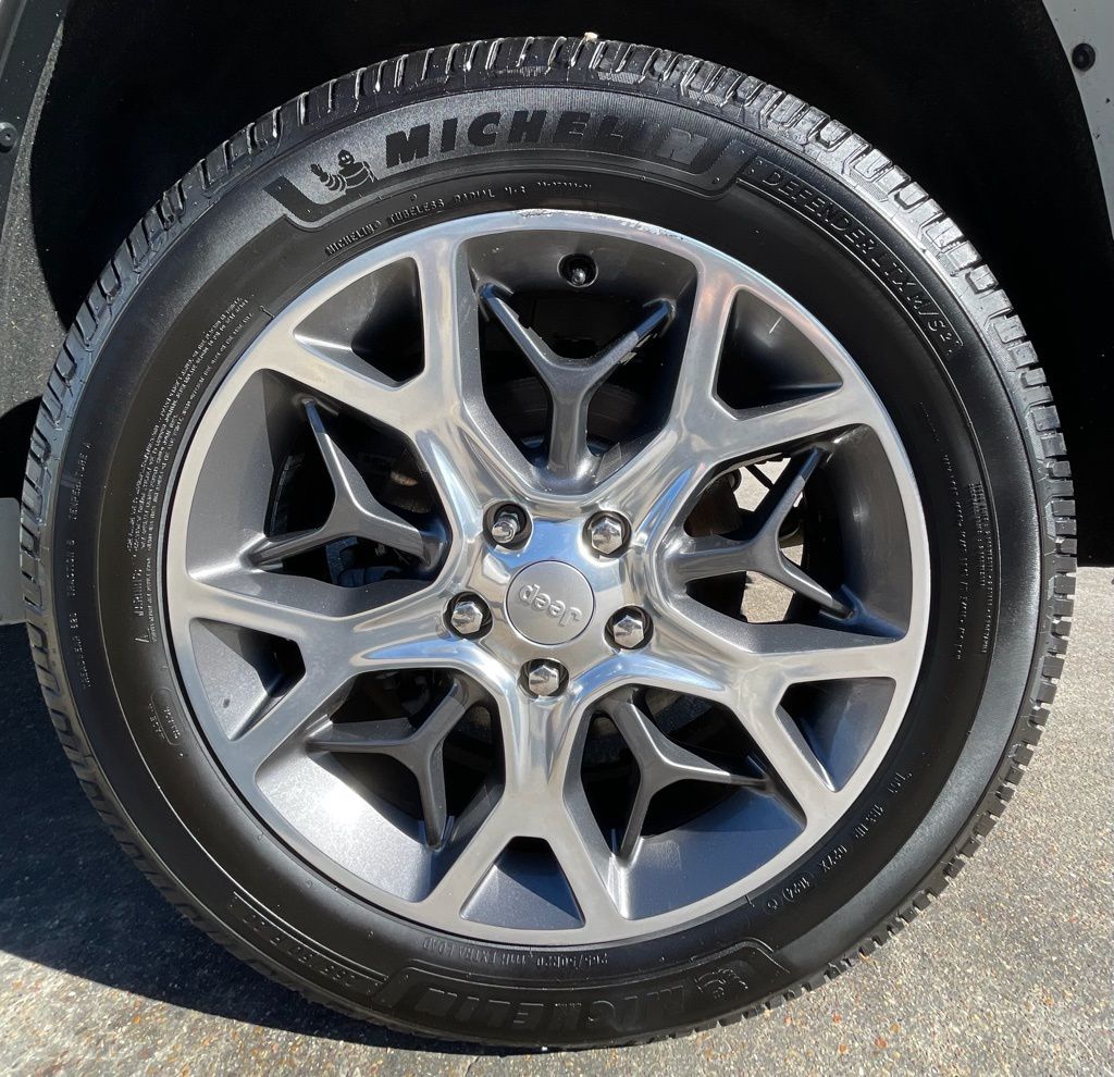 2019 Jeep Grand Cherokee Overland White at Martin Chrysler Dodge Jeep Ram