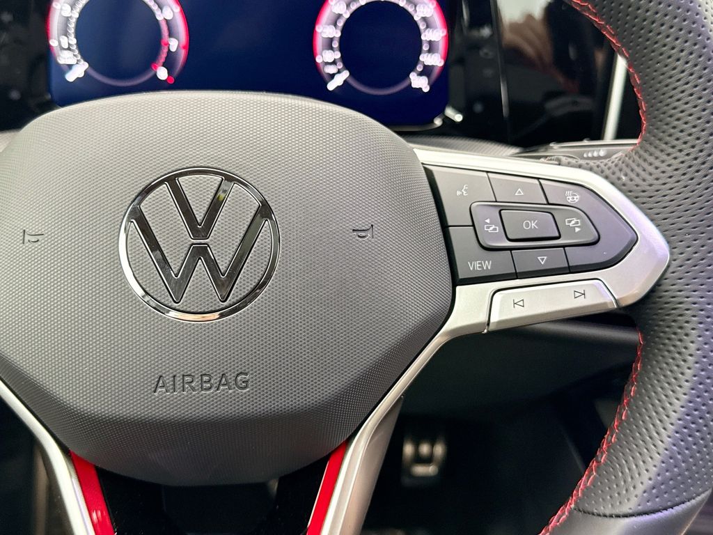 Thumbnail: 2026 Volkswagen Golf - 12