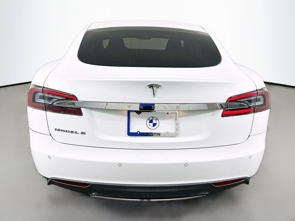 Thumbnail: 2014 Tesla Model S - 6