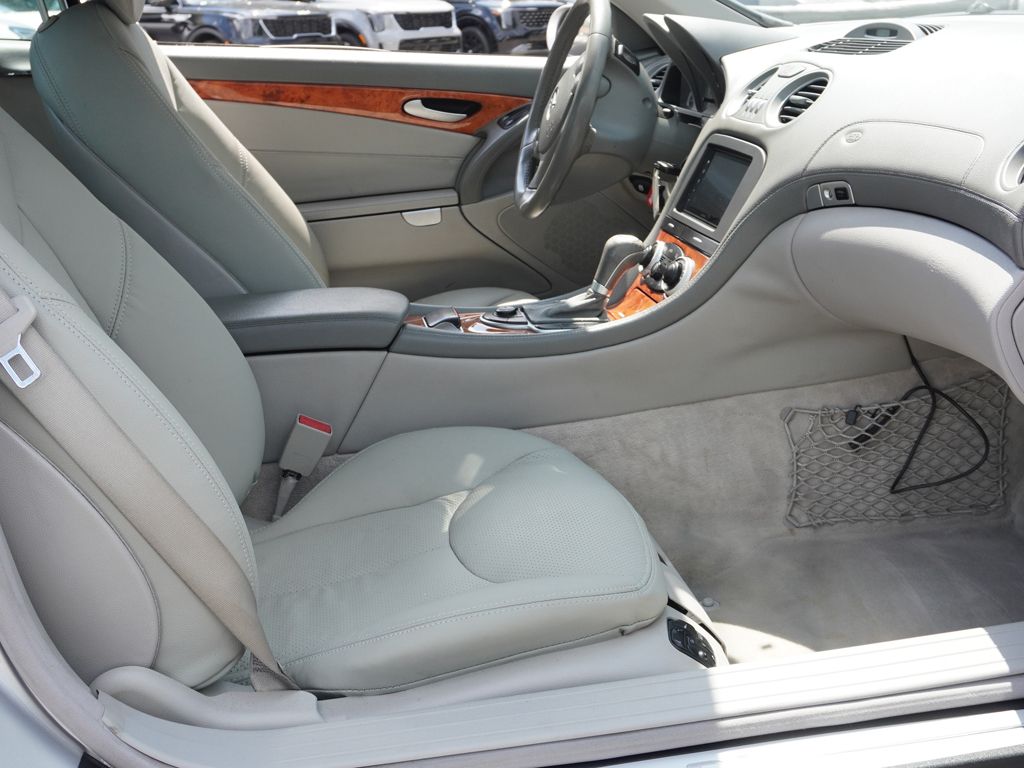 Used 2005 Silver Mercedes-Benz SL 500 image 22