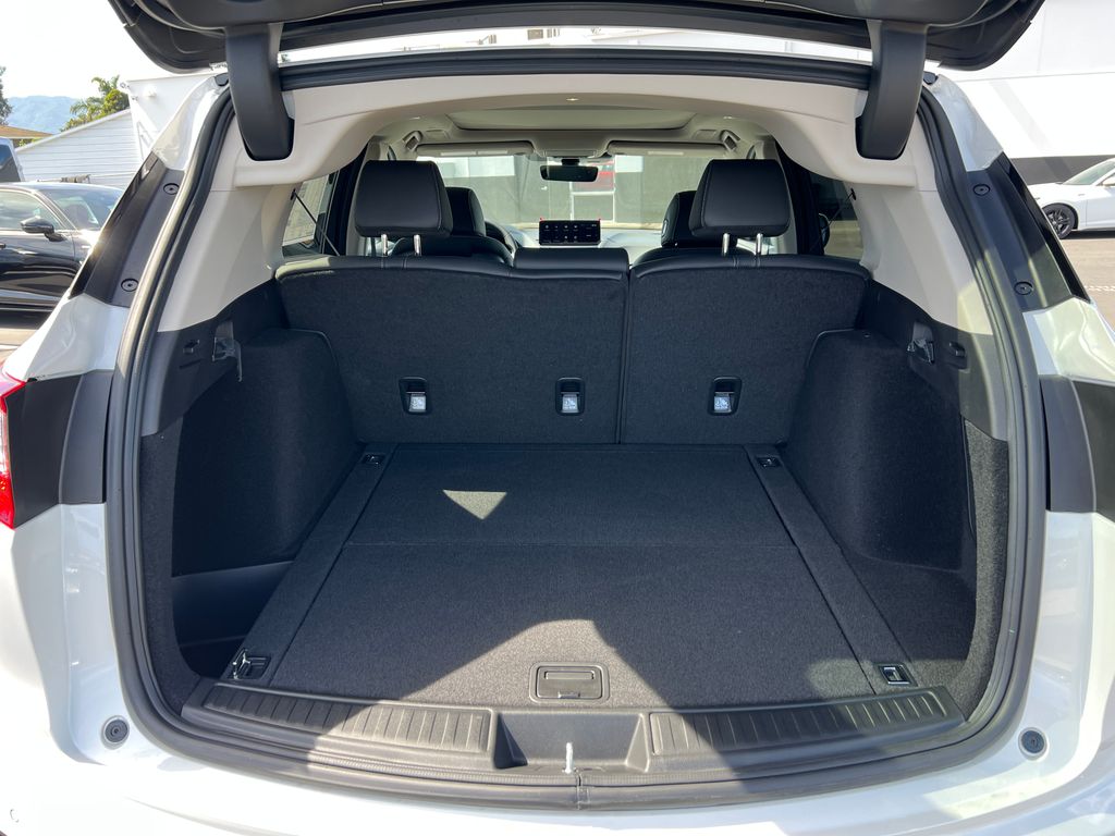 Thumbnail: 2026 Acura RDX - 32