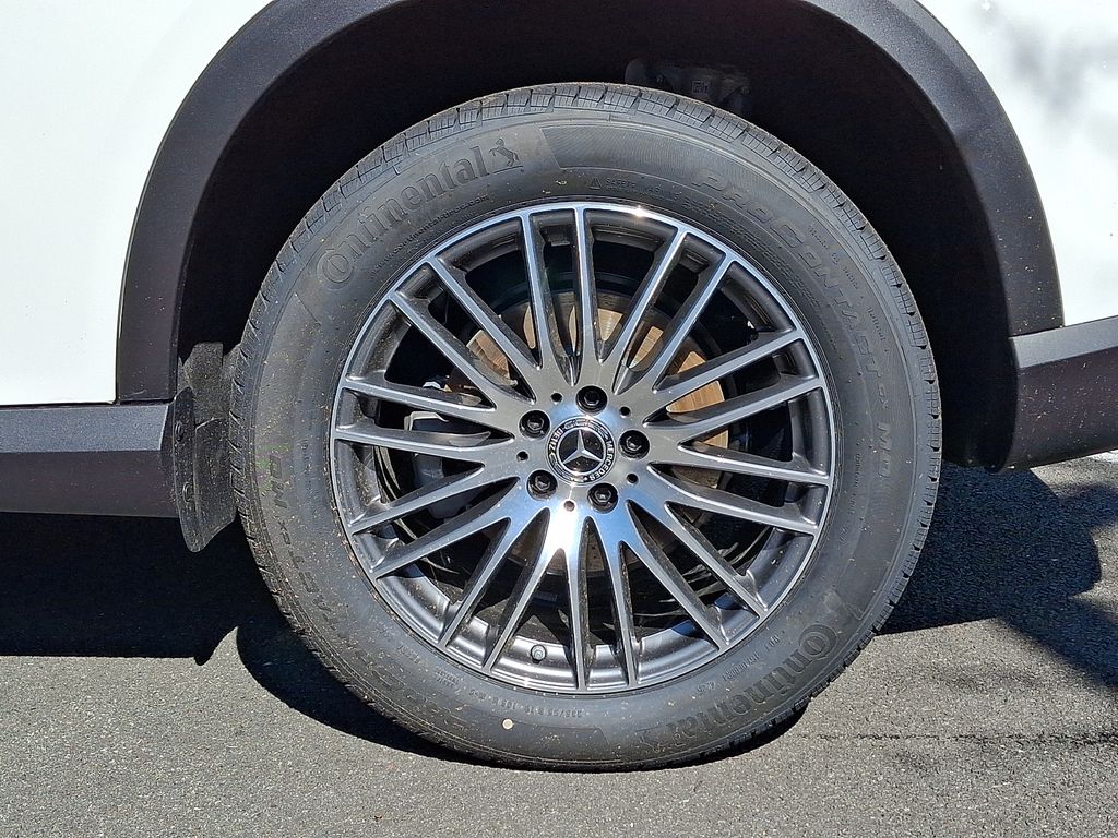 Thumbnail: 2026 Mercedes-Benz GLC - 5